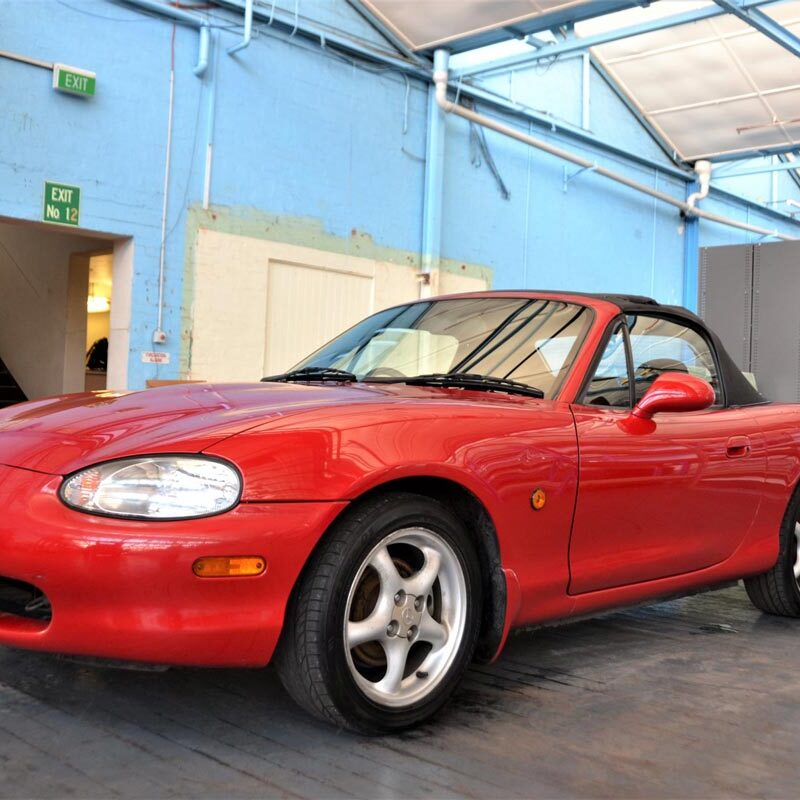 red Mazda MX5